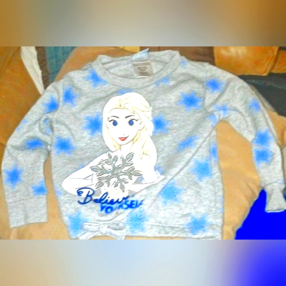 DISNEY FROZEN II-NWOT- SOFT-GREY-GIRL'S-SWEATSHIRT-2T
